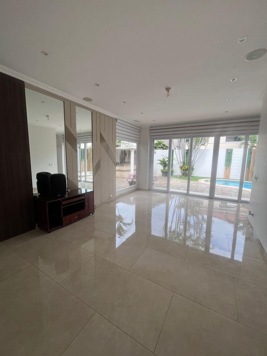 Casa en Venta en Urb. Laguna del Sol, Guayas — imagen 3