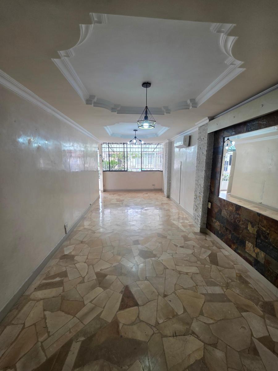 Vendo Departamento en Planta Baja, Sauces 9, Cerca de La Isidro Ayora, Guayas — imagen 5