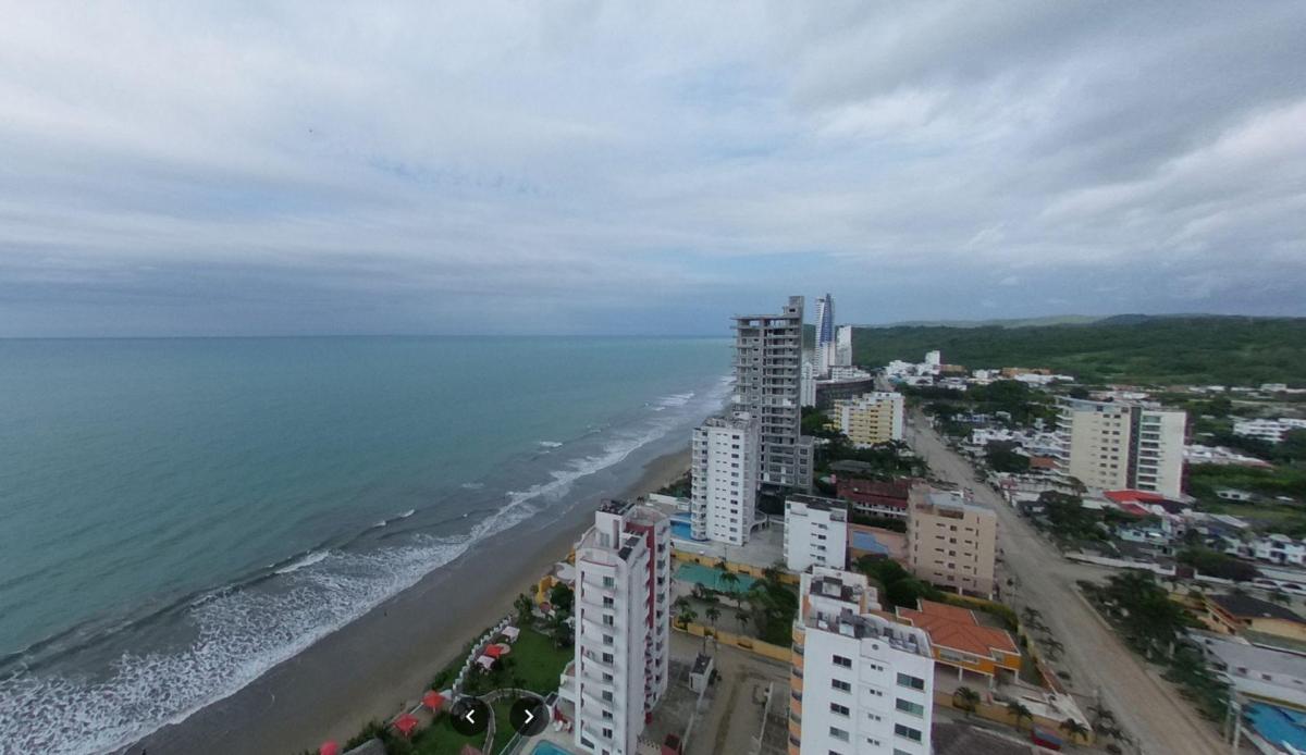 Terrenos en Venta, Tonsupa Esmeraldas — imagen 4