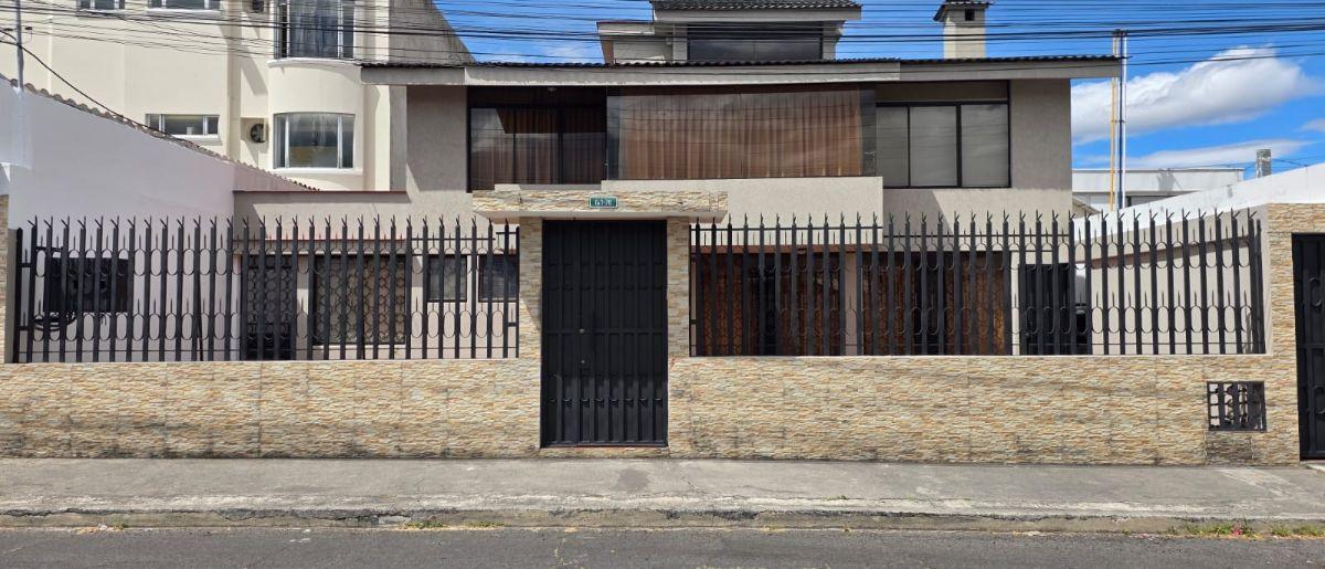 Venta Casa 4 Dorm. La Armenia 2 - Conocoto — imagen 8