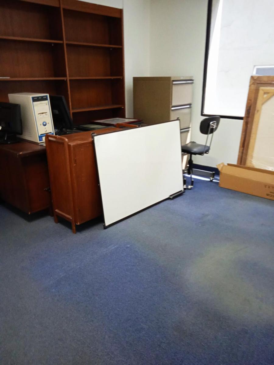 Bonitas y Funcionales Oficinas Ubicadas en La Carolina. Provincia de Pichincha — imagen 3