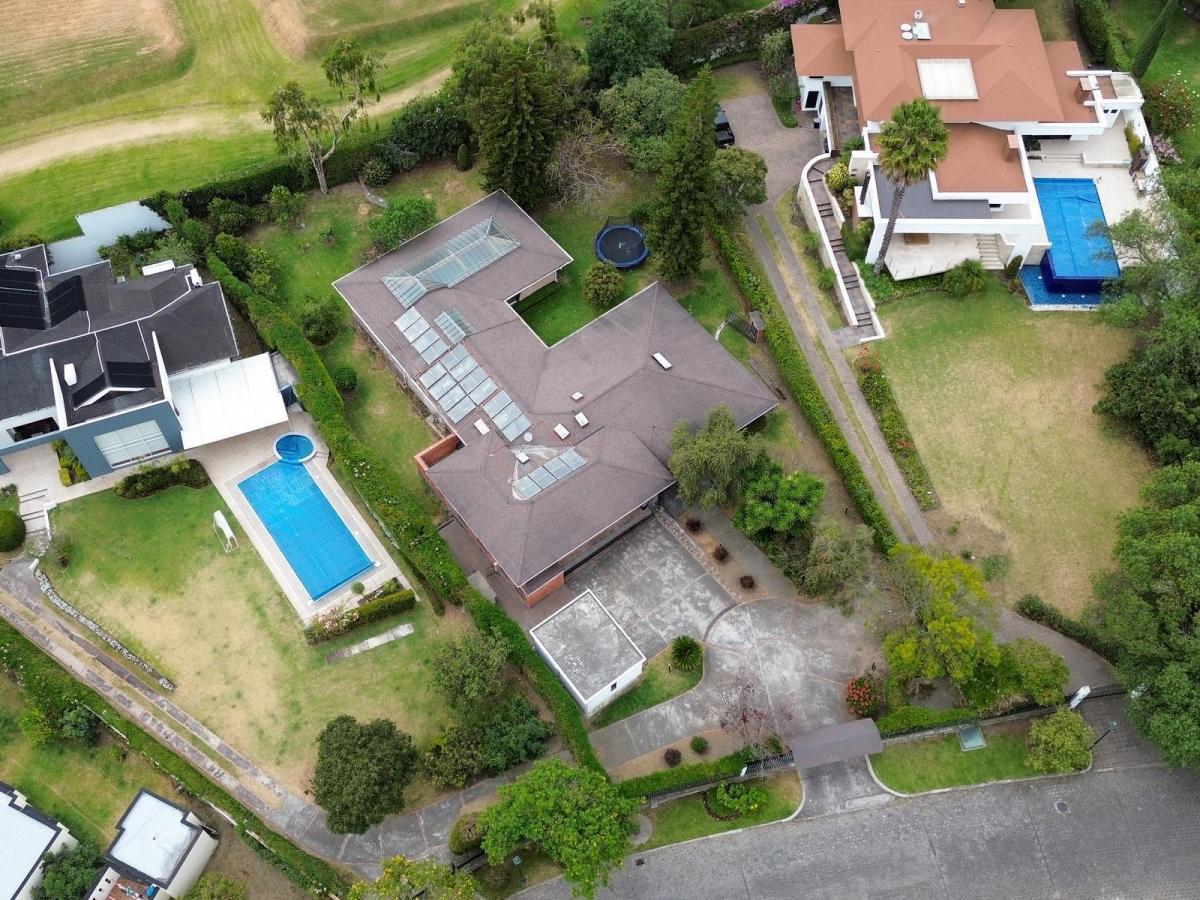Casa de Venta Ubicada Dentro de Urbanización Exclusiva y Segura en El Sector de Pillagua — imagen 8