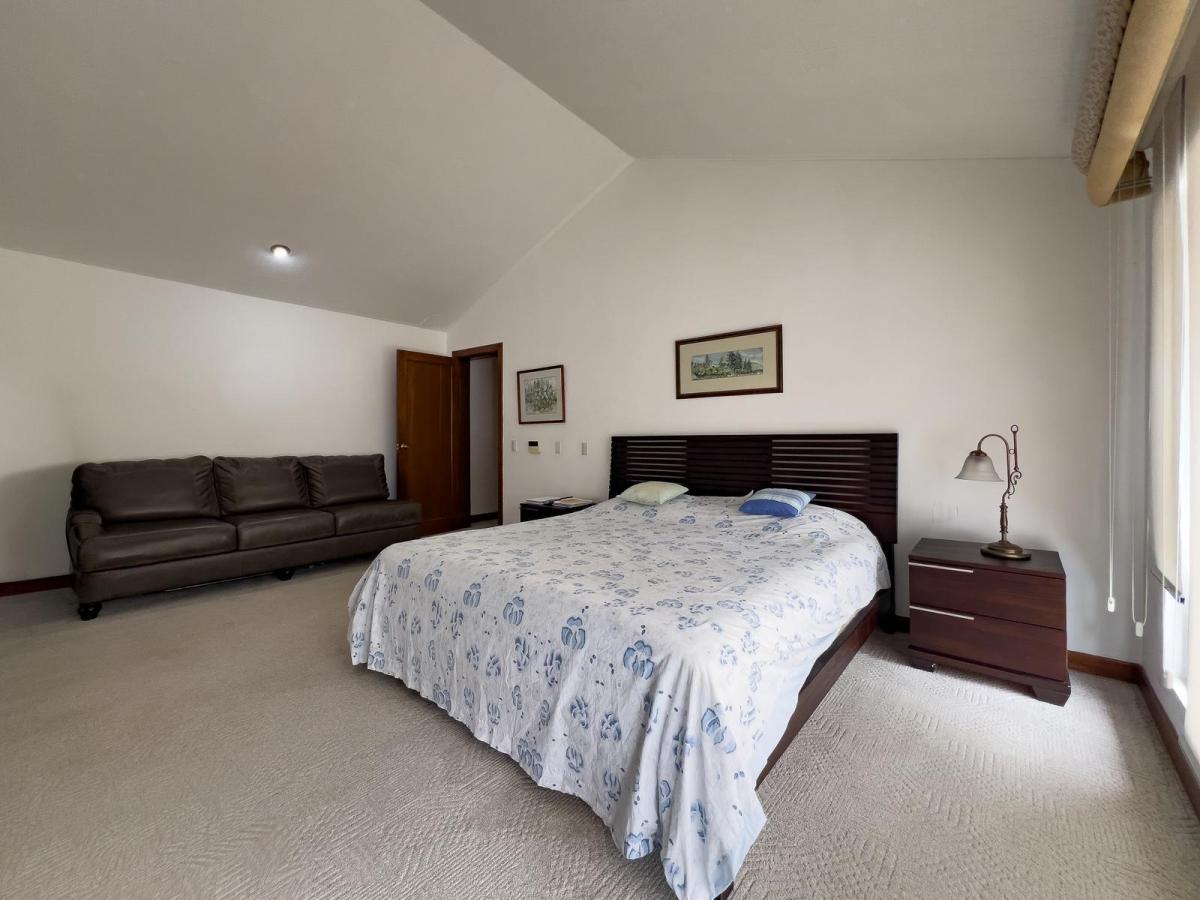 Casa de Venta Ubicada Dentro de Urbanización Exclusiva y Segura en El Sector de Pillagua — imagen 5