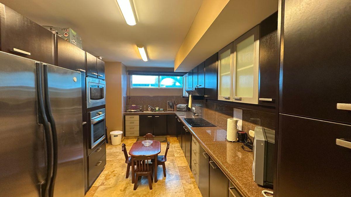 Departamento con 200 m² y 3 Habitaciones en Venta en San Lorenzo — imagen 3