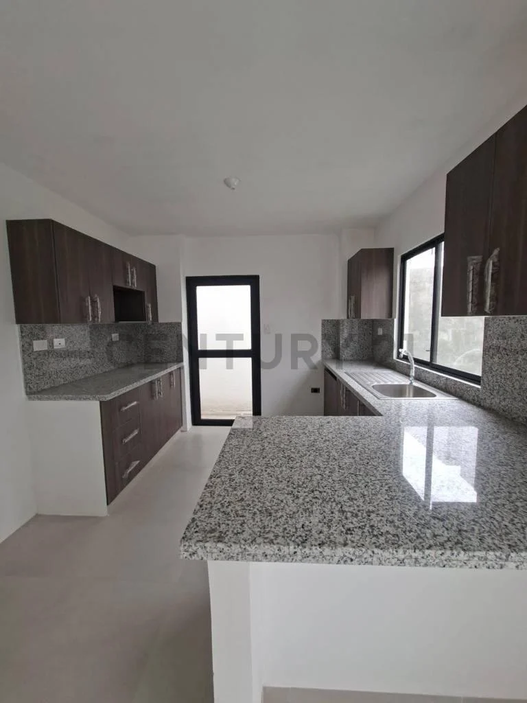Venta de Casa de Estreno en Urb. Narcisa Club, Guayas — imagen 9