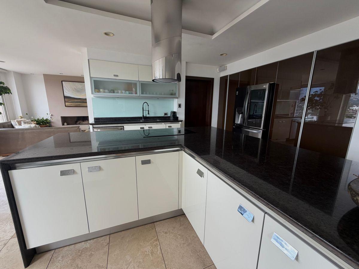 Vendo Fabulosa Casa Moderna 700 m² Construcción, Vistas, Jardines, Pérgolas — imagen 4