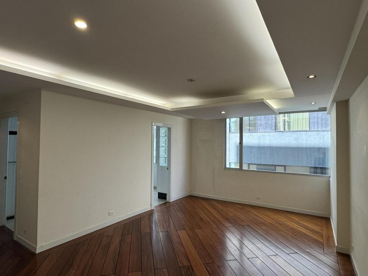 Venta Departamento de 2 Dorm. en La República de El Salvador Sector Carolina - Quito — imagen 9
