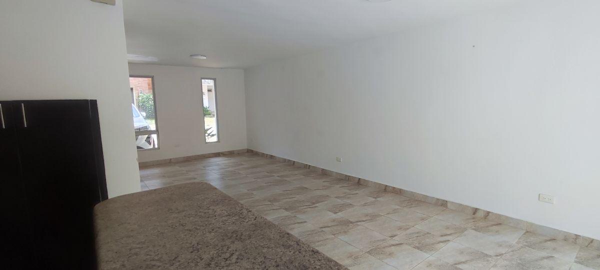 Casa en Venta, 3 Plantas, 2 Dorm. – Pomasqui — imagen 7