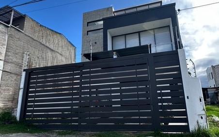 Hermosa y Moderna Casa Nueva en Cuenca Sector El Valle 5 Dorm 3,5 Baños, Azuay — imagen 8