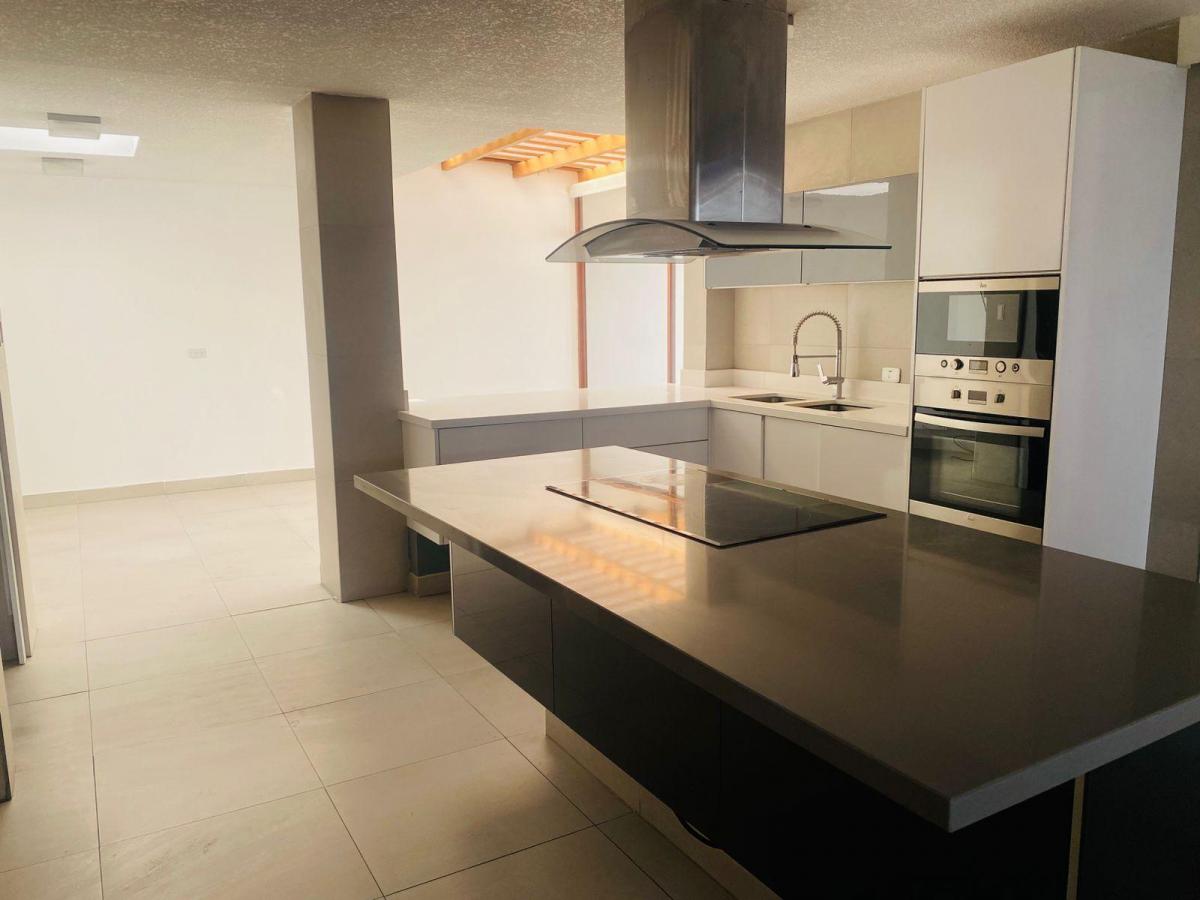 Venta Departamento 240 m² - 3 Habitaciones - 2 Estacionamientos Cubiertos - Bodega — imagen 5