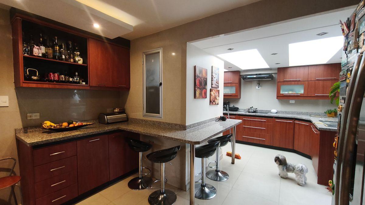 Vendo Departamento Amagasi del Inca. Norte de Quito — imagen 6