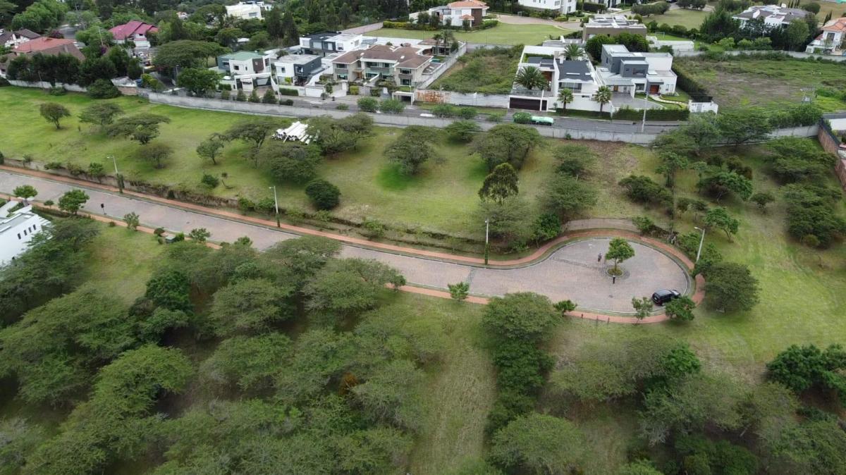 Terreno de Venta Ubicado Dentro de La Urbanización Exclusiva, La Quinta — imagen 3