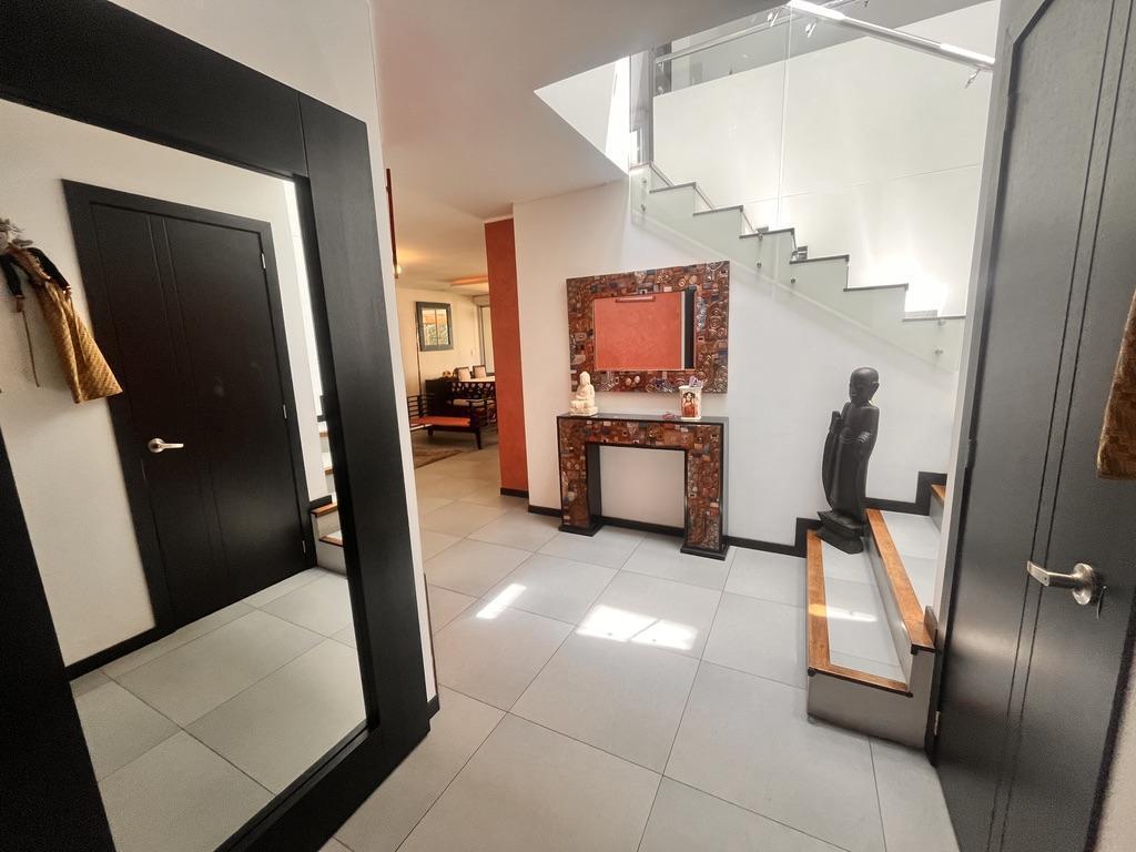 Casa de Venta con Amplio Jardín y Pérgola Intervalles El Nacional — imagen 9