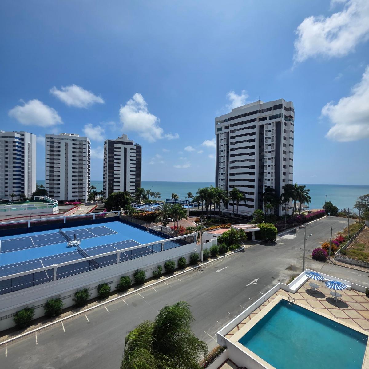 Departamento en venta en Salinas, Santa Elena