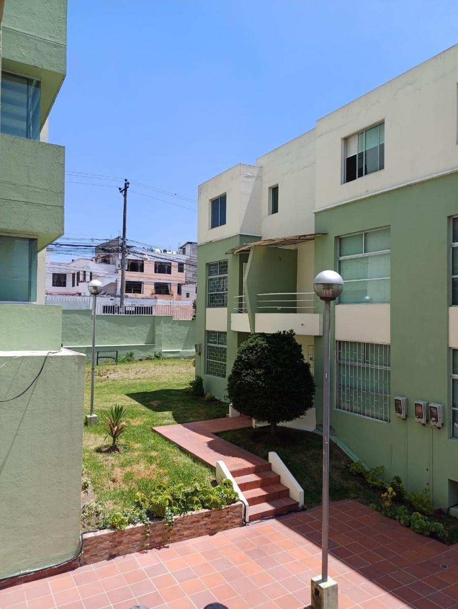 Venta Departamento Seguro Tres Dorm. en Conjunto Solca Eloy Alfaro Solca — imagen 9