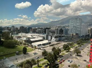 Mv - Sector La Carolina, en Venta en Edificio Corporativo Oficina de 293 m² — imagen 2