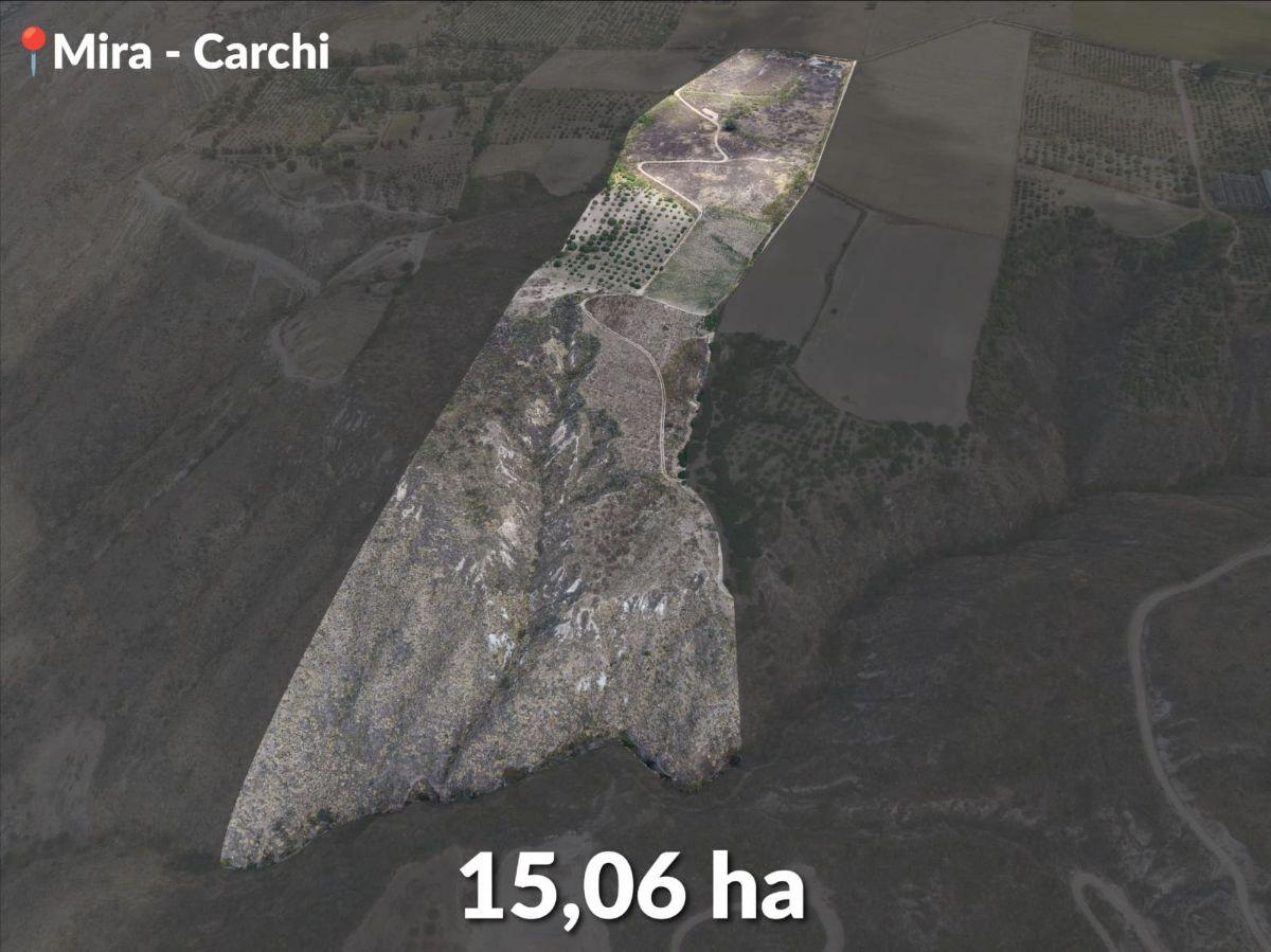 Terreno en venta en Mira, Carchi