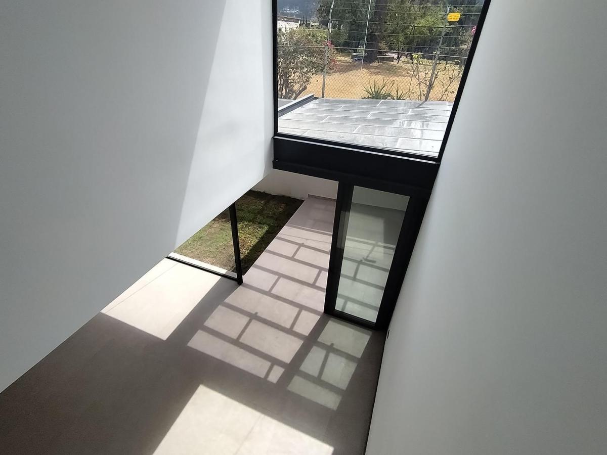 Venta de Casa 3d | Dormitorio en Planta Baja | La Primavera – Cumbayá — imagen 3