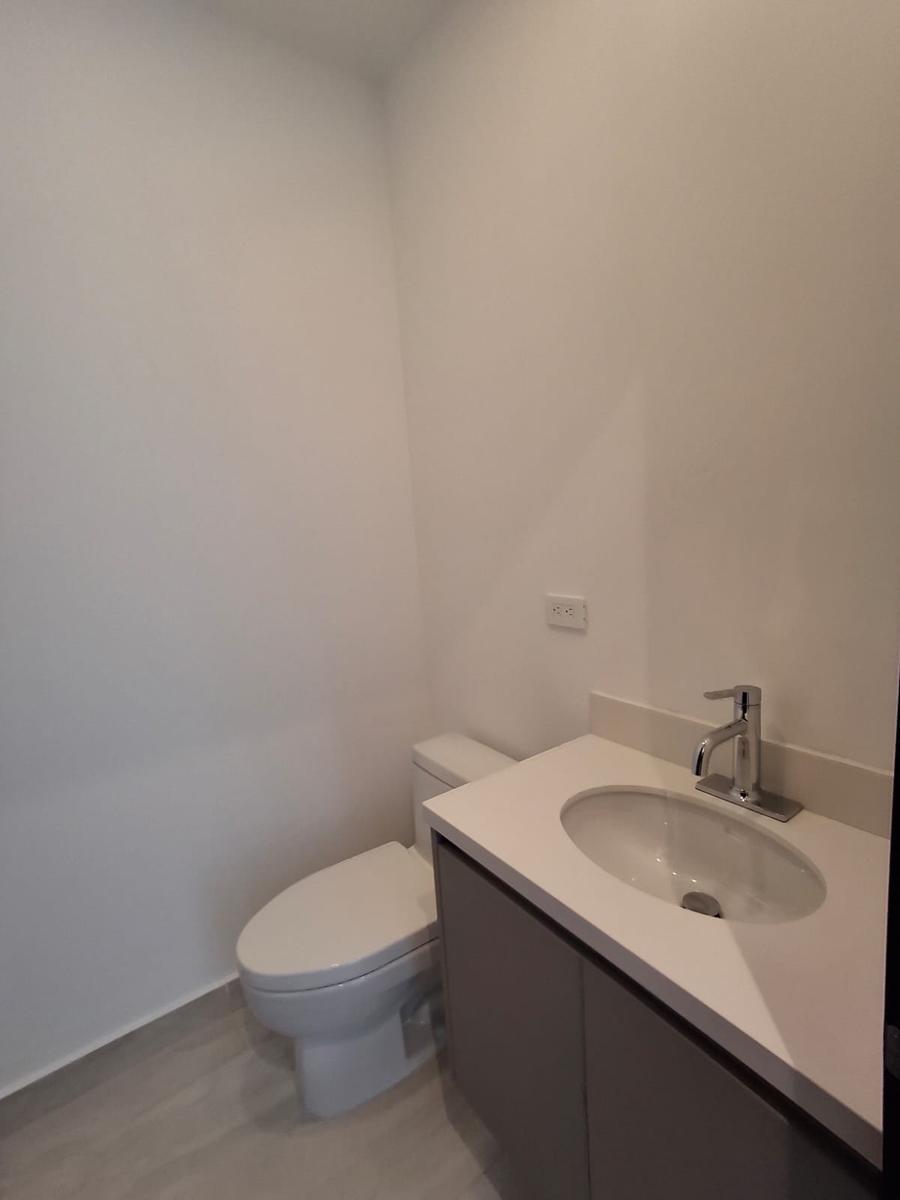 En Venta Departamento de 3 Dorm. Sector Bellavista — imagen 2
