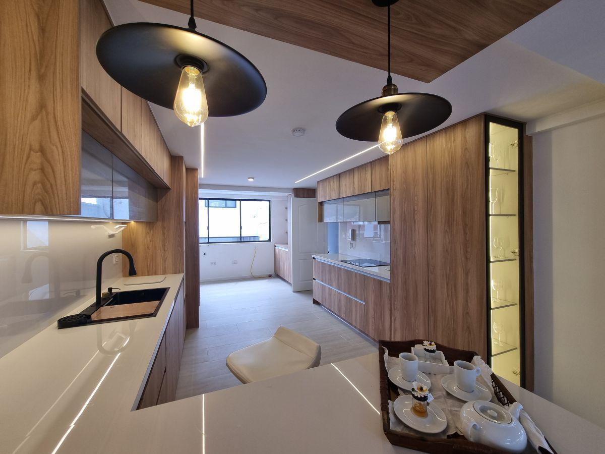 Oportunidad Penthouse en Venta Remodelado – Sector El Batán, Quito — imagen 7