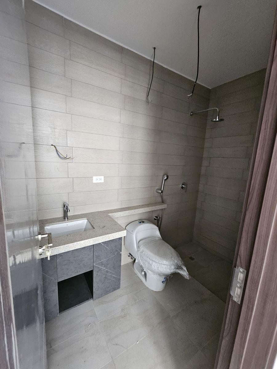 7618.urb. Riona - Samborondon Km3, Vendo Departamento de Estreno, 3 Dorm. $302.132. Guayas — imagen 3