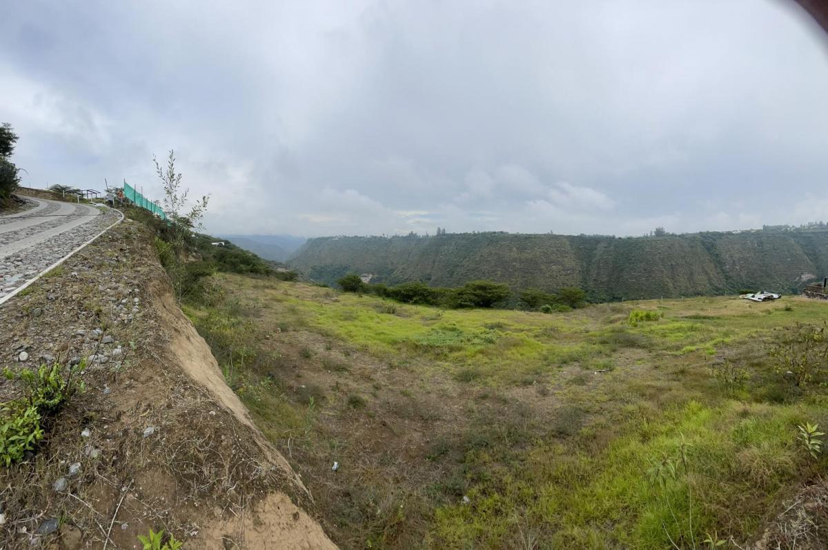 Terreno de Venta en Tumbaco Sector Urb Las Peñas — imagen 2