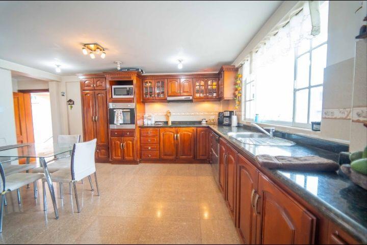 Casa en Norte de Quito — imagen 2