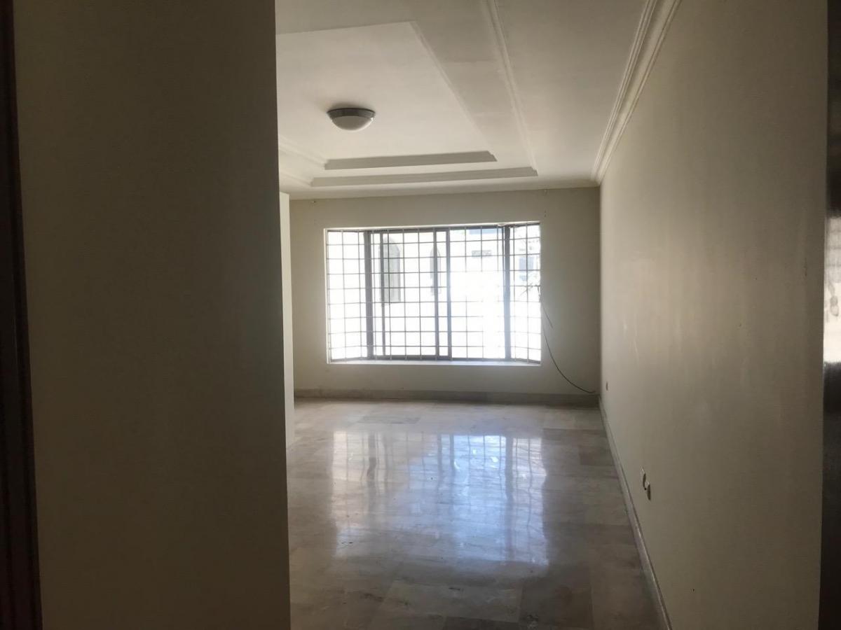 Norte. Urdesa Central Alquilo Amplia Casa Residencial con Piscina Impecable, Guayas — imagen 3