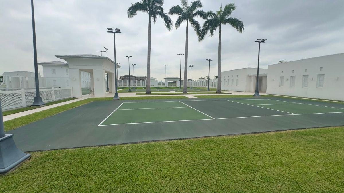 Se Vende Lindo Terreno 833,44 m² en Parques de Batán, Guayas — imagen 6
