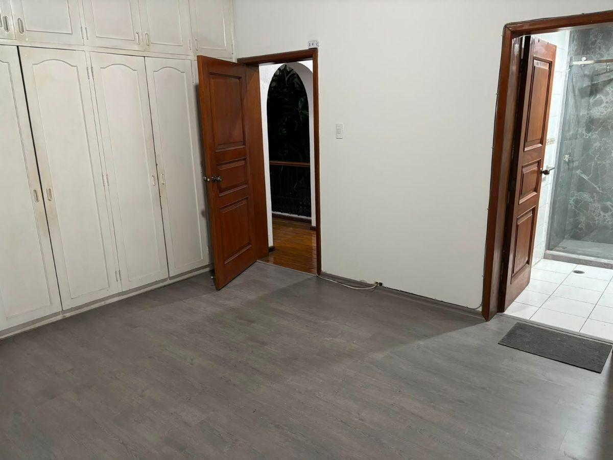 Vendo Casa, Sector Gonzalez Suarez/ Coruña — imagen 10
