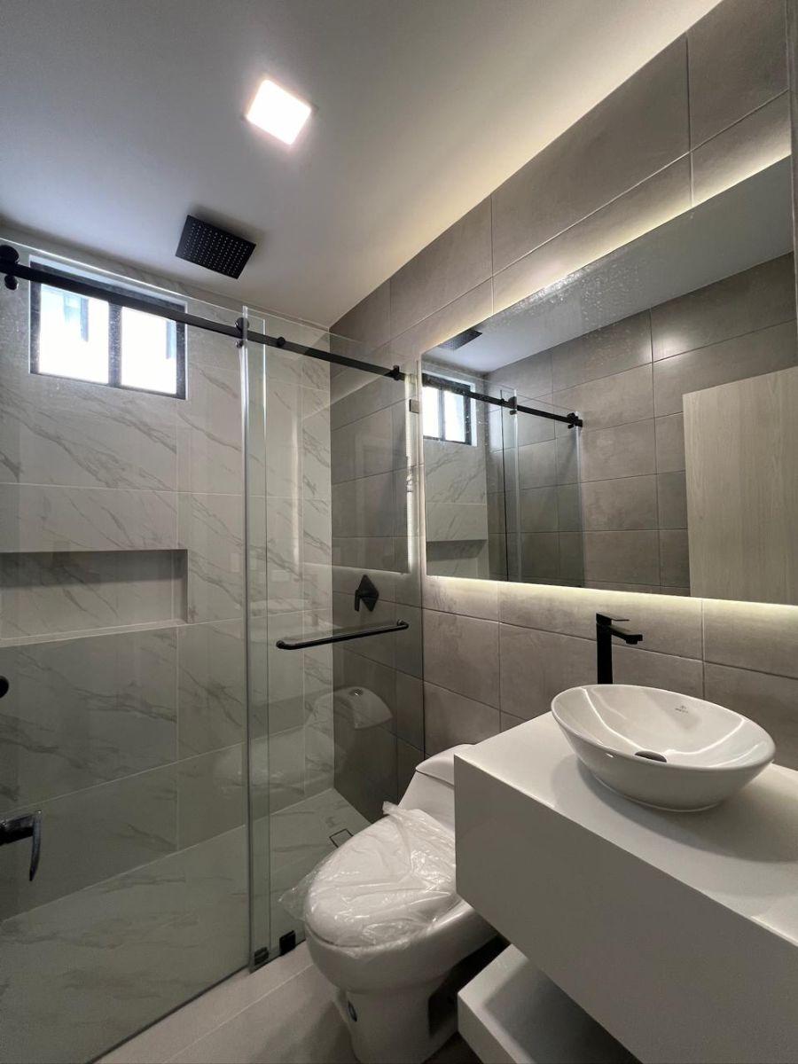 En Venta Casa de Estreno en Isla Celeste, Acabados y Diseño de Lujo. Guayas — imagen 5