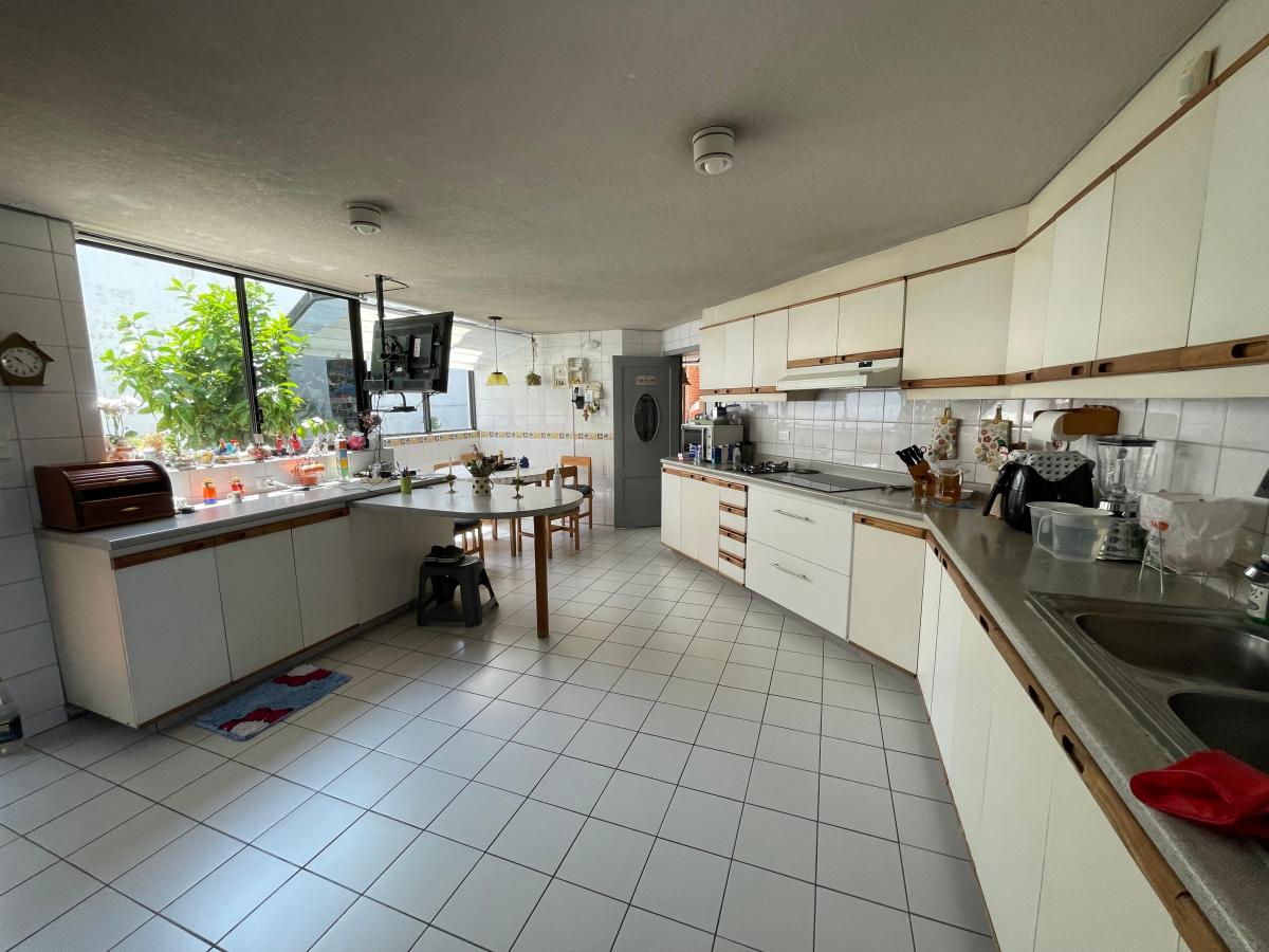 Vendo Hermosa Casa Ponciano Alto, Para Familias Grandes. o Empresas. Provincia de Pichincha — imagen 5