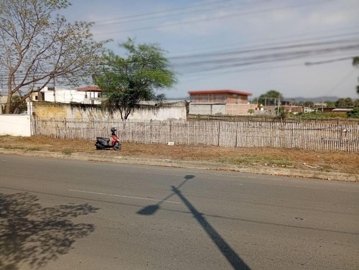 Terreno Esquinero de Venta Via Portoviejo, Manabí — imagen 6