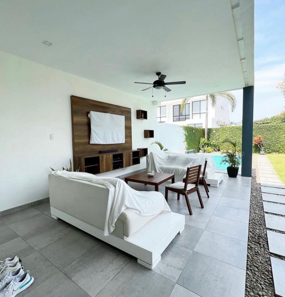 En Venta | Casa Amoblada en Isla Mocolí Urb. Isla del Río – Samborondón, Guayas — imagen 2