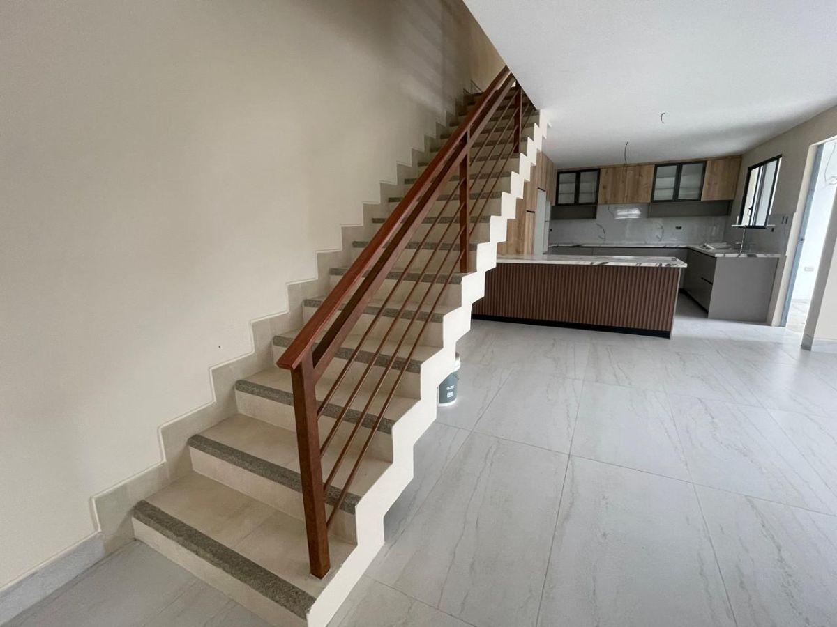 Las Cumbres Vendo Casa Moderna de Estreno – Sector Alto, Guayas — imagen 4