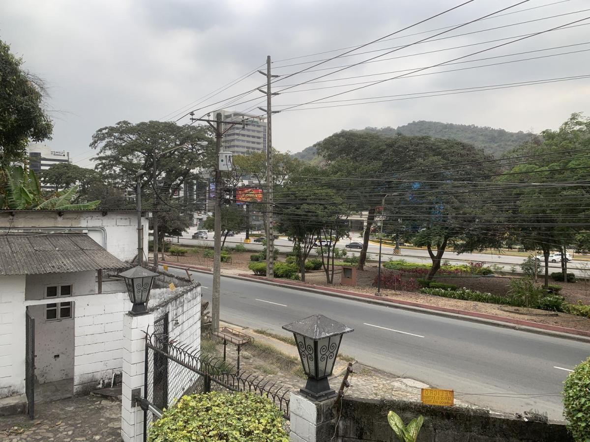 Propiedad de 3500 m Cuadrados en Venta en Ceibos Av del Bombero, Guayas — imagen 8