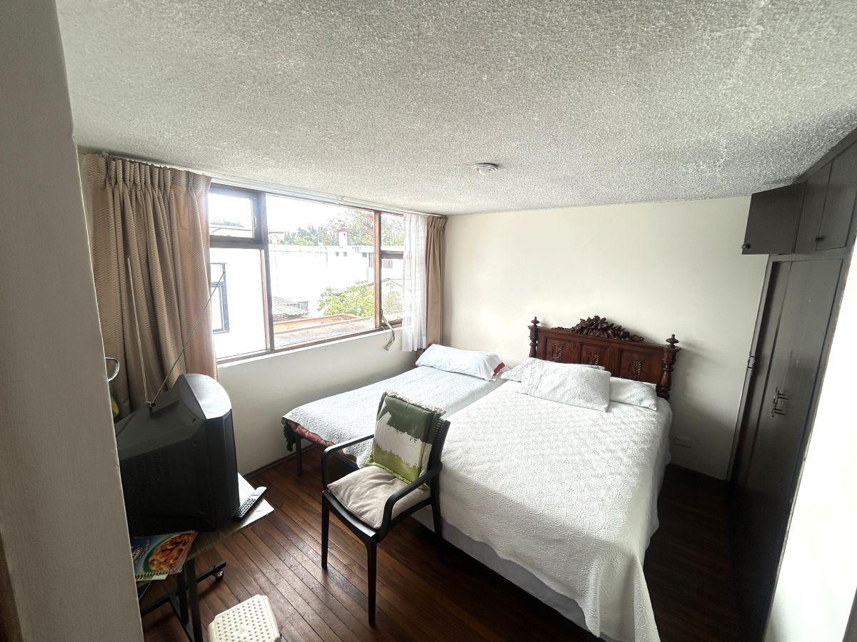 Venta Dos Casas Sector El Carmelo - Av El Inca - Conjunto Cerrado — imagen 7