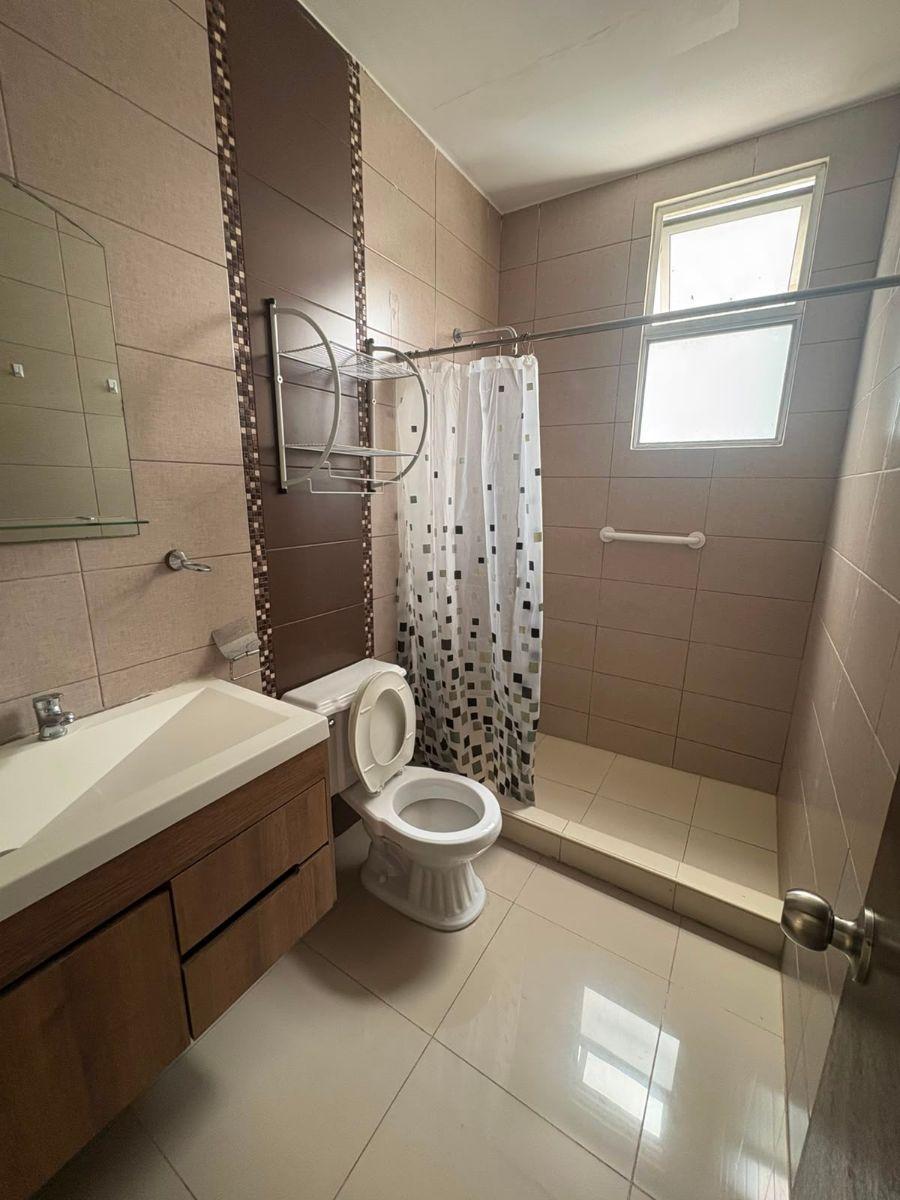 Se Vende Departamento en Urbanización Puerto Azul, Vía a La Costa, Guayas — imagen 3