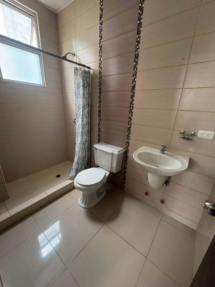 Se Vende Departamento en Urbanización Puerto Azul, Vía a La Costa, Guayas — imagen 2