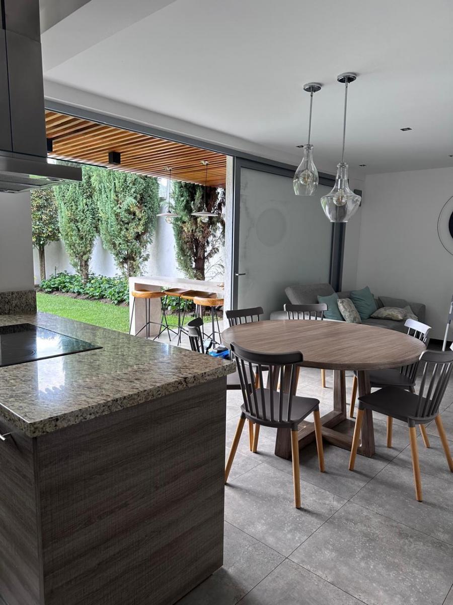Moderna Casa con Amplio Jardin Libre - Lumbisi — imagen 9