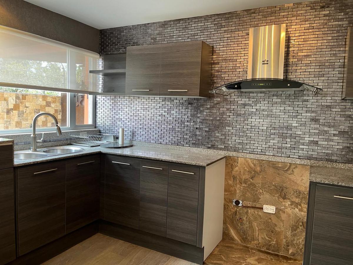 Venta Casa 3 Dorm., en Conjunto en Cumbaya - San Juan — imagen 4