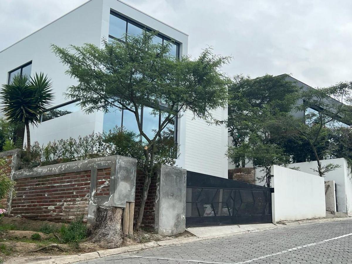 Casa en Venta en Urb. Tacuri, Sector Nayón - Vía Cumbayá — imagen 9