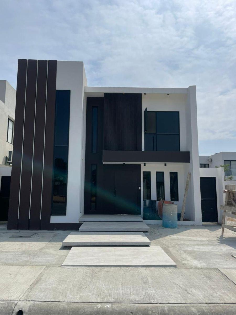 Vendo Casa de Estreno en Urb. El Condado Vicollinci, Guayas — imagen 9
