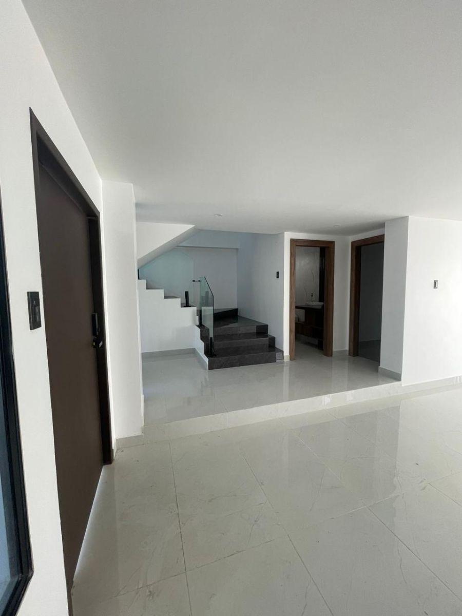 Vendo Casa de Estreno en Urb. El Condado Vicollinci, Guayas — imagen 7