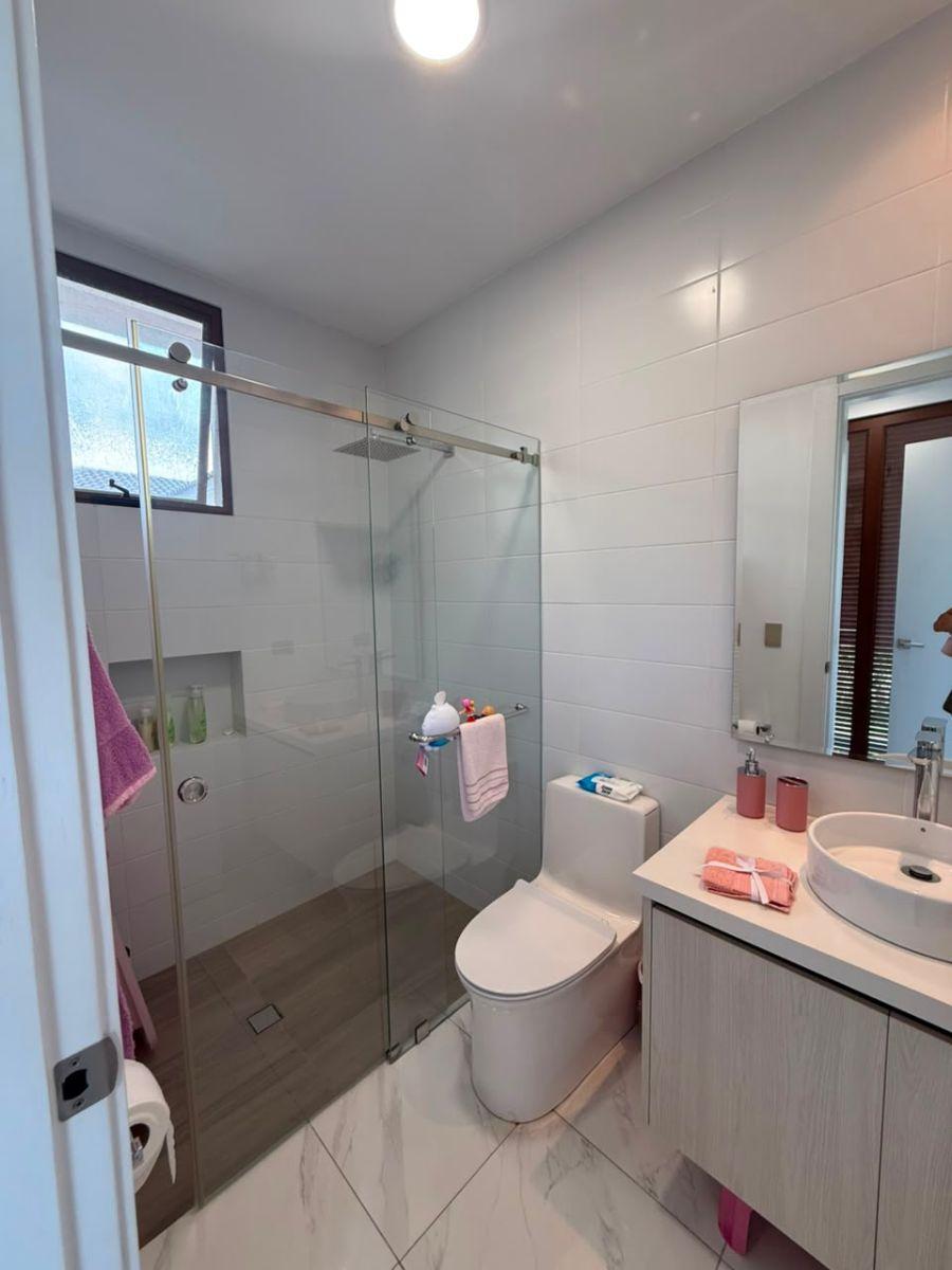 Casa en Venta en La Urbanizacion Pacifica - Isla Mocoli Samborondón, Guayas — imagen 5