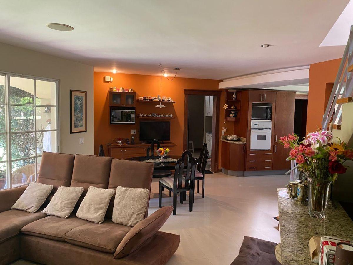Casa en Conjunto Cerrado con Buenos Espacios — imagen 6