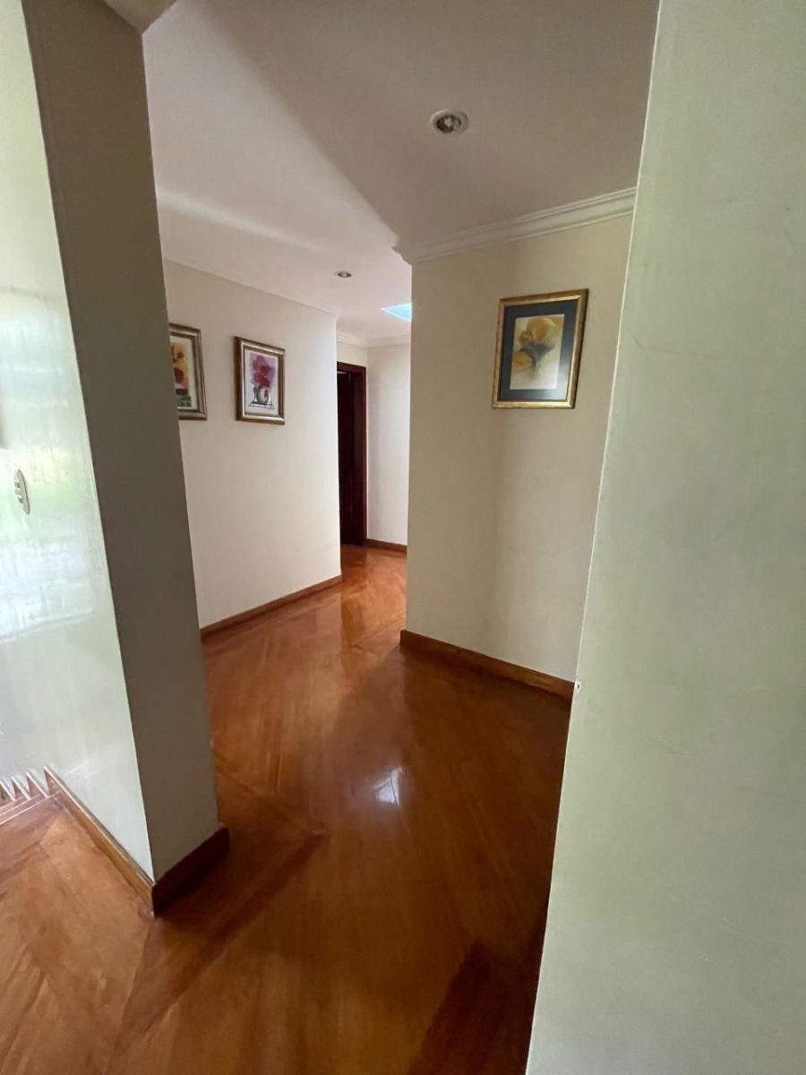 Se Vende Casa Dentro de Urbanización Rincon del Valle — imagen 3