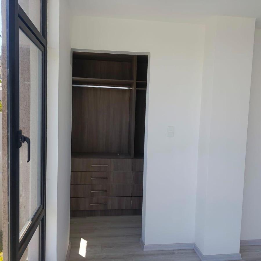 Venta Departamento con Excelente Vista en Sector Universidad Católica, Tungurahua — imagen 6