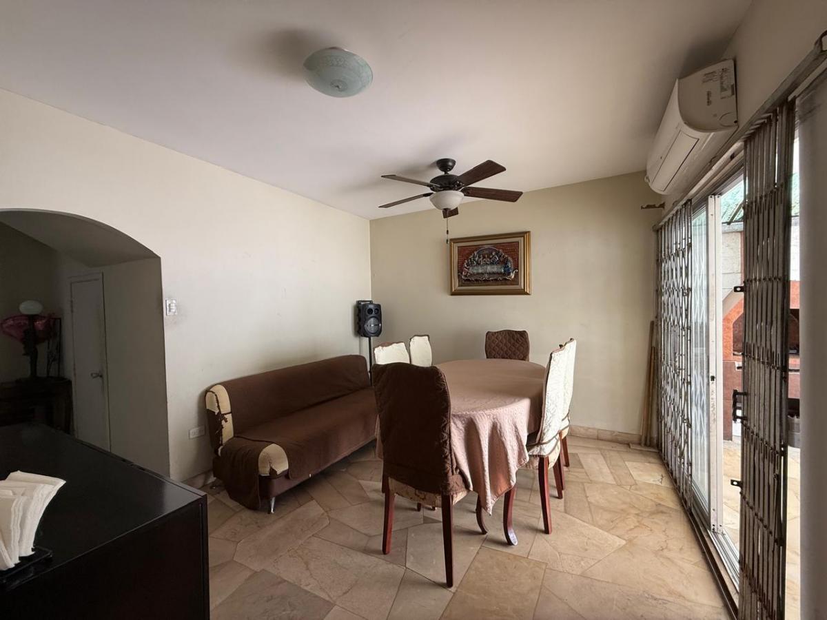 Casa en Venta de 4 Habitaciones Parcialmente Remodelada en Bellavista, Guayas — imagen 2