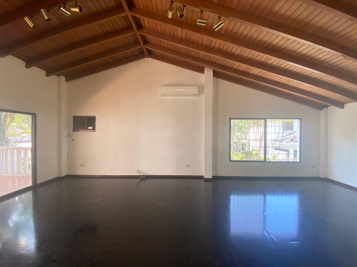 Espectacular Casa Esquinera de Lujo en Venta - Urbanización Olivos 3 | 824 m² de Terreno, Guayas — imagen 5
